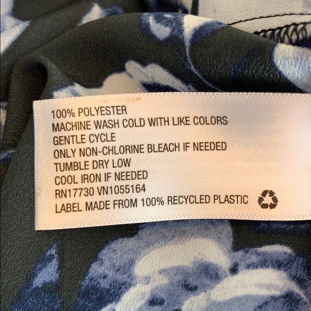 A New Day Floral Dressy Sleeveless Top - Picture 6 of 6